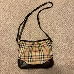 Burberry classic purse.